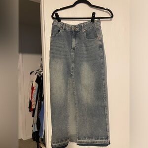 Denim maxi skirt